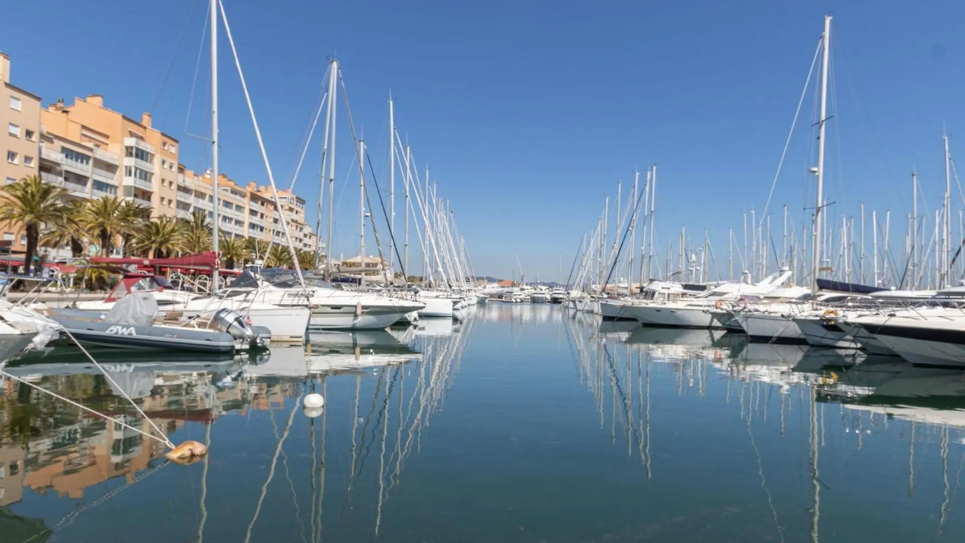 Apartment Port De La Gavine I-4 By Interhome Hyeres