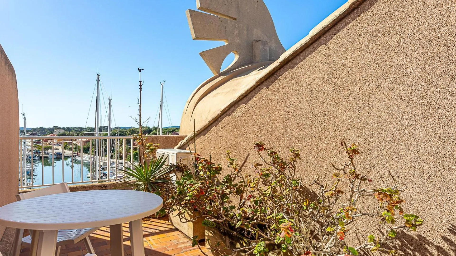 Apartment Port De La Gavine I-4 By Interhome Hyeres
