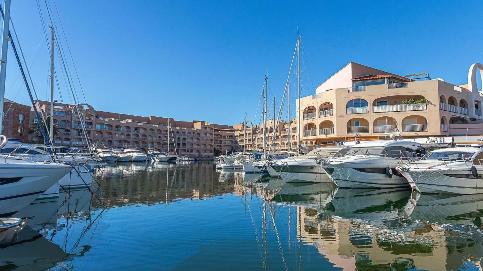 Apartment Port De La Gavine I-4 By Interhome Hyeres